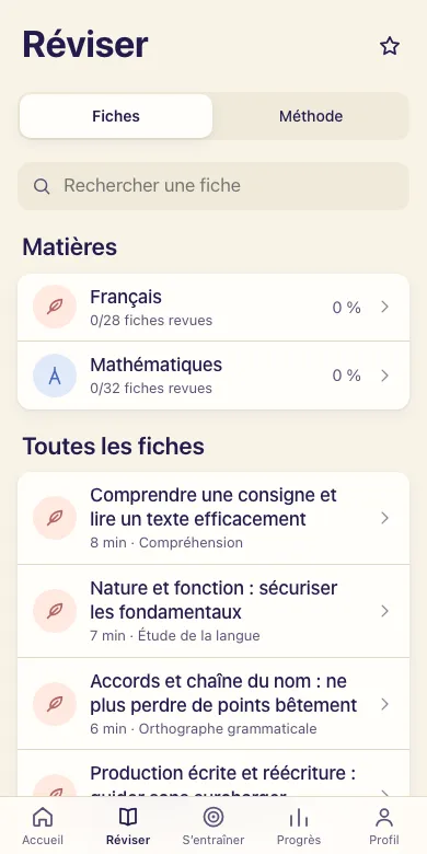 Écran Réviser de l'appli : fiches classées par matière avec leur progression